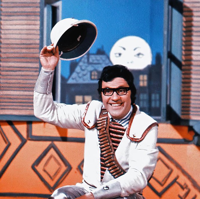  El actor Félix Casas durante el rodaje del programa infantil 'Los Chiripitifláuticos'.