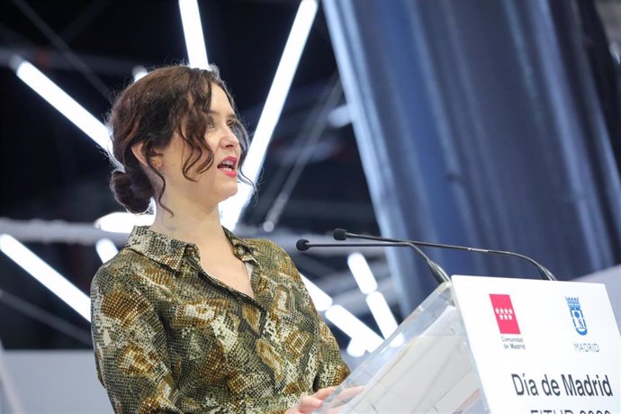 La presidenta de la Comunidad de Madrid, Isabel Díaz Ayuso, durante su intervención en en la celebración del Día de Madrid, en la Feria Internacional de Turismo, Fitur 2020 durante su tercera jornada, en Madrid (España), a 24 de enero de 2020.