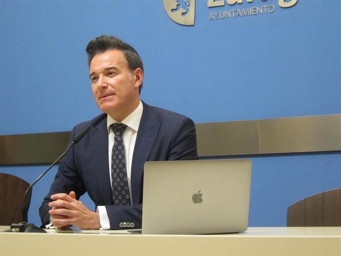 El consejero municipal de Urbanismo, Víctor Serrano