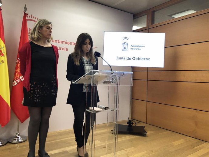 Las concejales Mercedes Bernabé y Rebeca Pérez informan de los acuerdos adoptados en Junta de Gobierno
