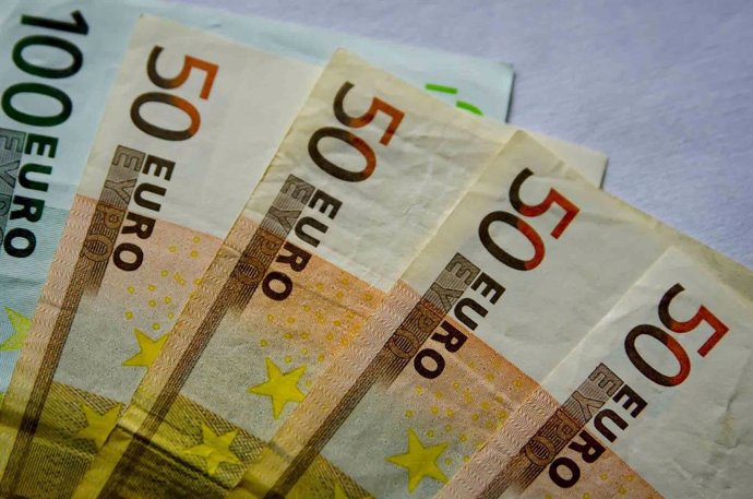 BCE.- El número de billetes falsos cayó en 2019 a su nivel más bajo desde 2012, 