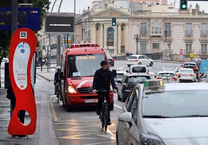Transporte público gratuito por el nivel 2 de contaminación en Murcia