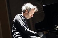 James Rhodes bromea sobre su intervención en los Goya y afirma que la Academia quiere "reírse del guiri"