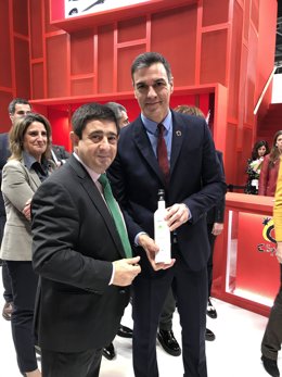 Jaén.- MásJaén.- Turismo.- Fitur.- Reyes pide a Pedro Sánchez que "siga apostand