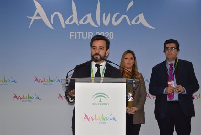 El viceconsejero de Turismo de la Junta de Andalucía, Manuel Alejandro Cardenete, en la Feria Internacional de Turismo (Fitur).