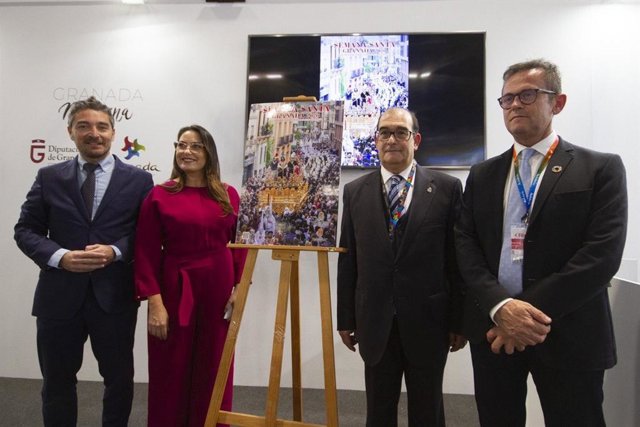 Imagen de la presentación del cartel de Semana Santa de Granada en Fitur