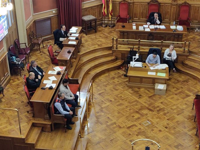 Judici a l'Audincia de Barcelona a l'acusat d'un assassinat homfob coms el 2000 a Montgat (Barcelona).