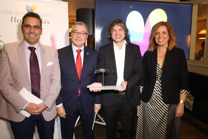 Entrega del premio Boqueron de Plata al actor Salva Reina