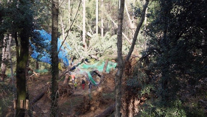 Desperfectos en el parque de ocio La Selva de l'Aventura, a consecuencia del temporal 'Gloria'.