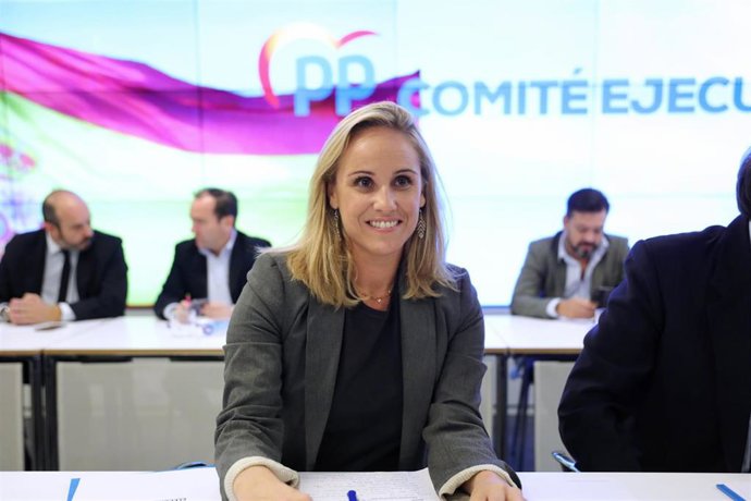 La portavoz adjunta primera del PP en la Asamblea de Madrid, Ana Camíns Martínez, durante la reunión del Comité Ejecutivo Autonómico del PP de la Comunidad de Madrid en la sede del PP en la calle Génova, en Madrid a 13 de noviembre de 2019.