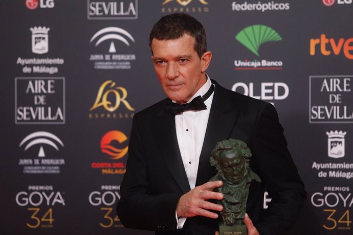 Mejor actor protagonista para  Antonio Banderas por Dolor y gloria en la XXXIV edición de los Premios Goya, en Málaga (Andalucía, España), a 25 de enero de 2020.