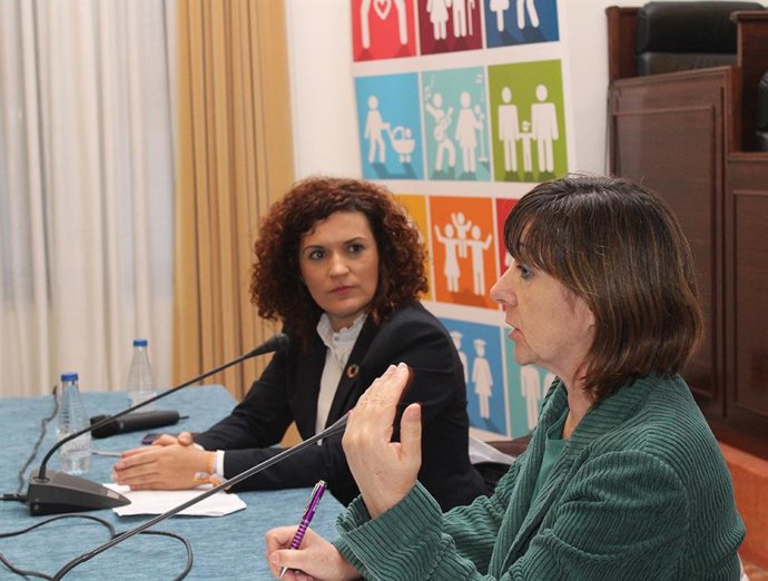 Huelva.- La profesora de Filosofía Moral Ana de Miguel Álvarez diserta de violencia sexual en el IX Espacio de Igualdad