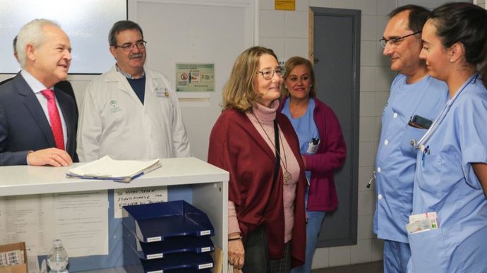 Visita a los hospitales Virgen del Rocío y Virgen Macarena