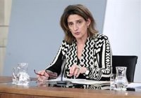 Teresa Ribera califica de "anécdota" la reunión de Ábalos y defiende que era una "obligación" de España