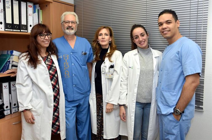 Equipo del hospital de Talavera que ha puesto en marcha la técnica para el tratamiento de hemorroides mediante radiofrecuencia.