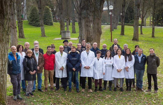 Parte de los profesores y expertos del nuevo Instituto de investigación en Biodiversidad y Medioambiente de la Universidad de Navarra