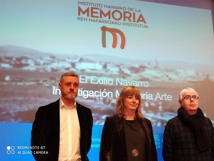 Martín Zabalza, Ana Ollo y José Miguel Gastón, en la presentación del programa.