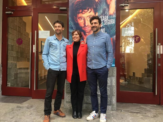 Bruno Oro, Clara Segura y Alejo Levis durante la presentación de 'Cobertura'