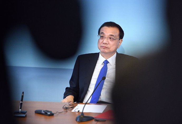 China.-El primer ministro de China ordena a los hospitales de Wuhan admitir a to