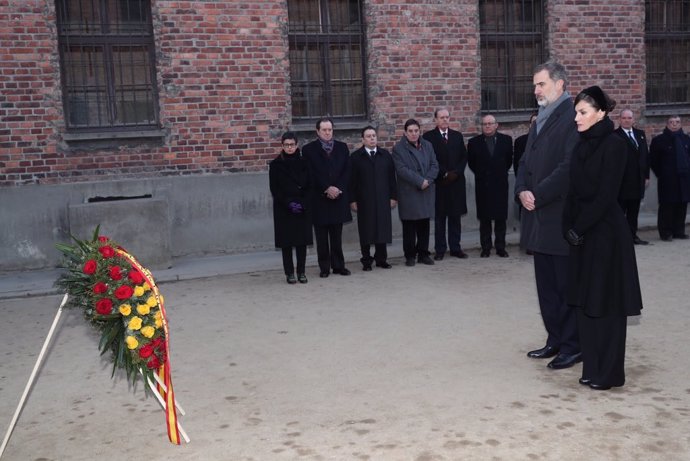 Los Reyes, en el 75 aniversario de la liberación de Auschwitz: "Que la humanidad