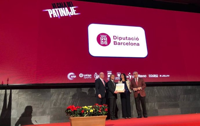 El diputado de Deportes de la Diputación de Barcelona recibe la placa de oro de la RFEP por la organización de los WRG Barcelona 2019