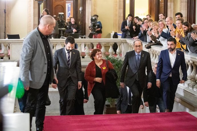 L'exconsellera Dolors Bassa entra al Parlament