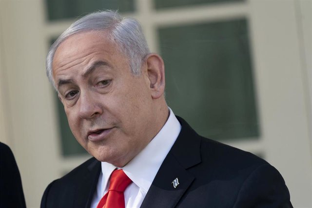 Netanyahu asks the Israeli Parliament to withdraw immunity from corruption cases Benjamin Netanyahu, en la Casa Blanca, tras reunirse con el presidente de Estados Unidos, Donald Trump