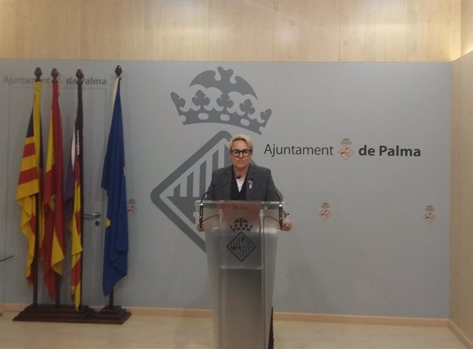 La regidora de Justicia Social, Sonia Vivas, en el Ayuntamiento de Palma.