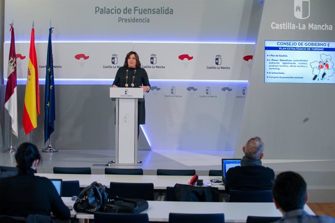 La consejera de Economía, Empresas y Empleo, Patricia Franco, en el Consejo de Gobierno.