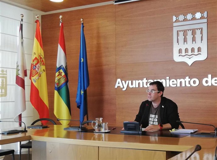 El concejal de Servicios Sociales Iván Reinares