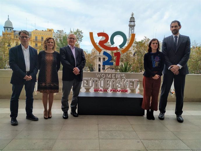Presentación del logo del Eurobasket 2021 en Valencia