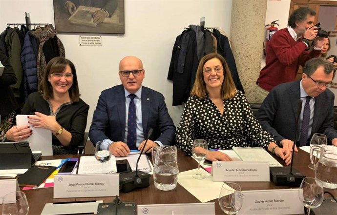 La pressidenta de la Diputación de Palencia, Ángeles Armisén, en la reunión de la FEMP.