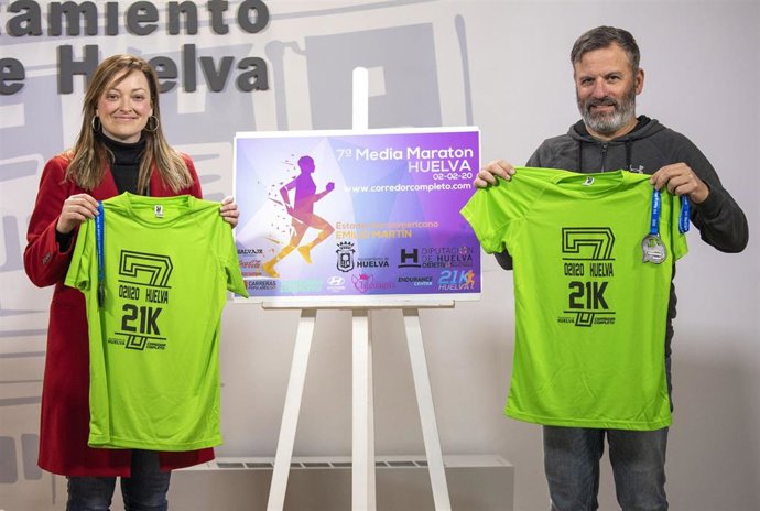 La capital onubense acogerá el domingo la VII Media Maratón de Huelva.