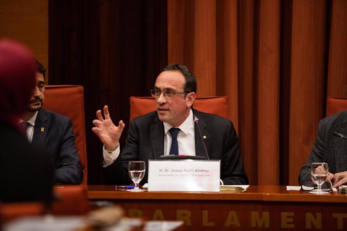 L'exconseller de Territori i Sostenibilitat de la Generalitat, Josep Rull,  declara davant la comissió d'investigació de l'aplicació del 155 a Catalunya, al Parlament de Catalunya, Barcelona (Catalunya), 28 de gener del 2020.