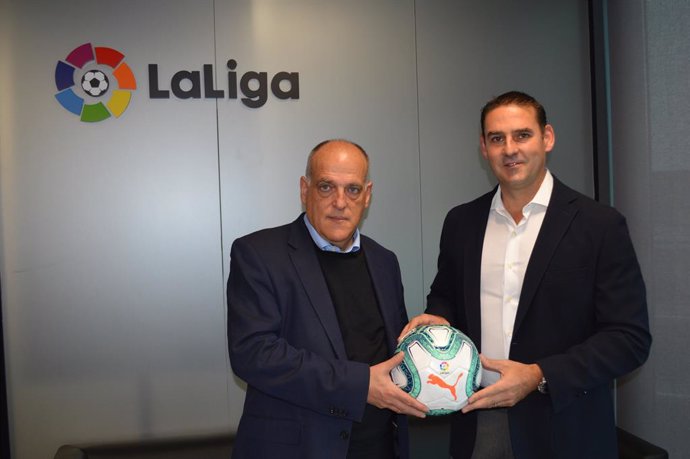Fútbol.- LaLiga y San Salvador continuarán su colaboración para proyectar accion