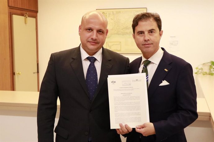 Rodrigo Alonso y Benito Morillo registran en el Parlamento de Andalucía la proposición de Ley de Concordia de Vox