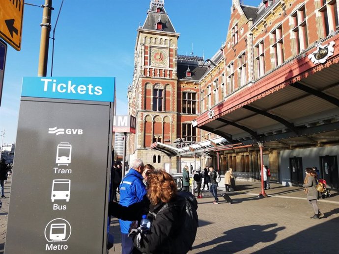 Sistema de ticketing de la red de transporte de Ámsterdam instalado por Indra