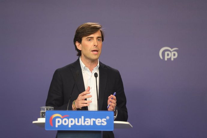 El vicesecretario de Comunicación del Partido Popular, Pablo Montesinos, ofrece una rueda de prensa en la sede del partido, en Madrid a 14 de enero de 2020.