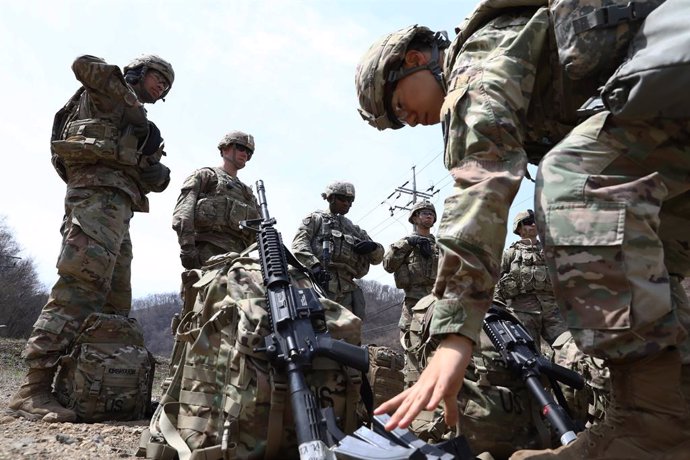 Corea.- Estados Unidos avisa de una posible baja forzada a 9.000 de sus militare