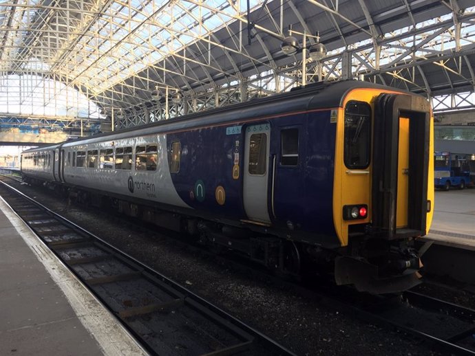 Uno de los trenes parte de Northern Rail, el operador de la red ferroviaria del norte de Inglaterra.