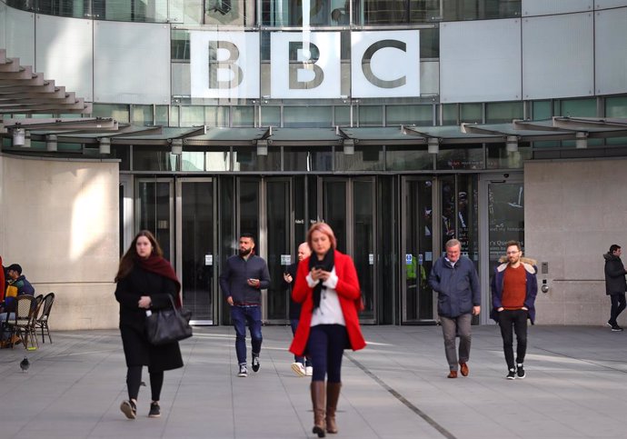 La BBC despide a 450 trabajadores para ahorrar 47 millones al año