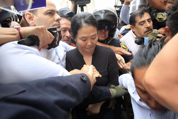 Perú.- Trasladan a Keiko Fujimori a la cárcel de Chorrillos, donde permanecerá 1