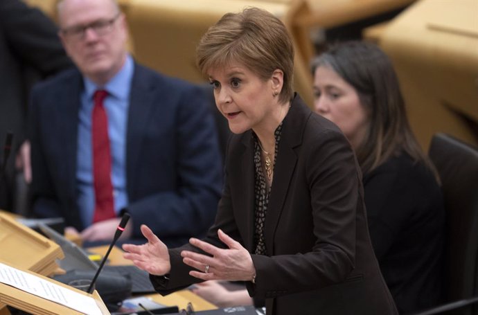 R.Unido.- El Parlamento de Escocia demanda un nuevo referéndum de independencia 