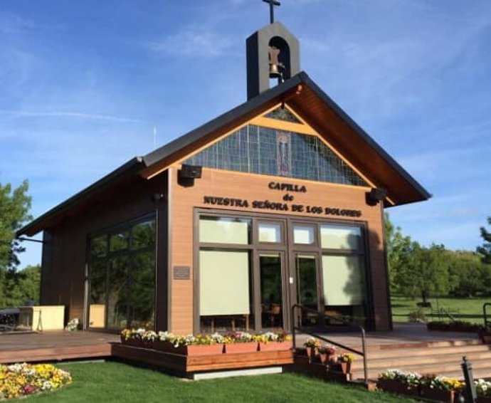 Imagen de la capilla la capilla levantada en la finca de Prado Nuevo, donde la vidente Amparo Cuevas decía que se le aparecía la Virgen, en El Escorial.