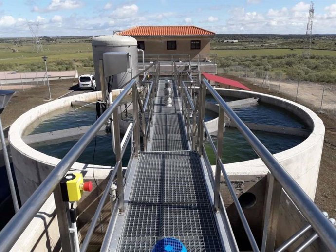 La Junta de Extremadura licita en enero obras en materia de depuración y abastec