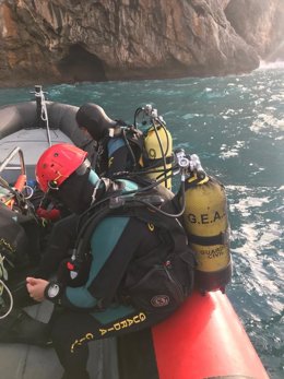 La Guardia Civil busca en el torrent de na Mora.