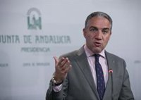 Bendodo avisa a Vox: "Las prioridades de Andalucía no son el pin parental ni una Ley de Concordia"