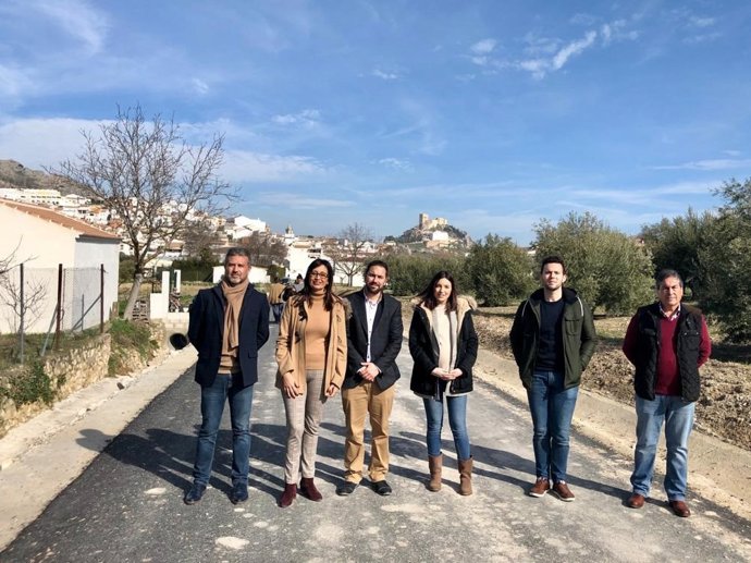 Olmo (centro), en su visita a Luque