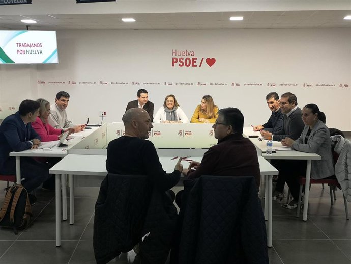 [Grupohuelva] Foto Reunión Con Ugt Y Ccoo