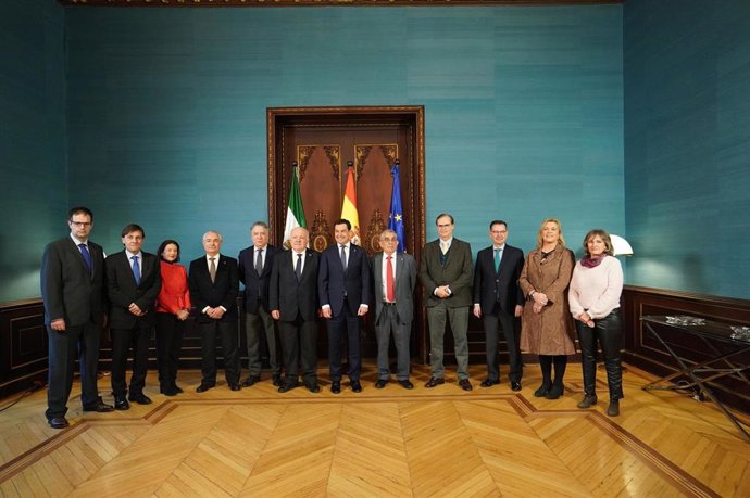 Moreno recibe en San Telmo a la ONG Farmacéuticos  Sin Fronteras